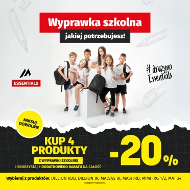 dzieci w strojach do szkoły 