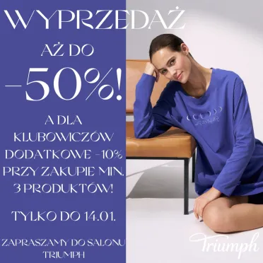 Kobieta na niebieskim tle.