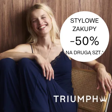 Kobieta na brązowym tle.